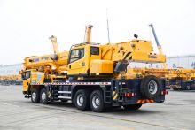 XCMG Official 60 Ton Jib Lifting Crane XCT60_M China Mobile Jib Crane Truck Price